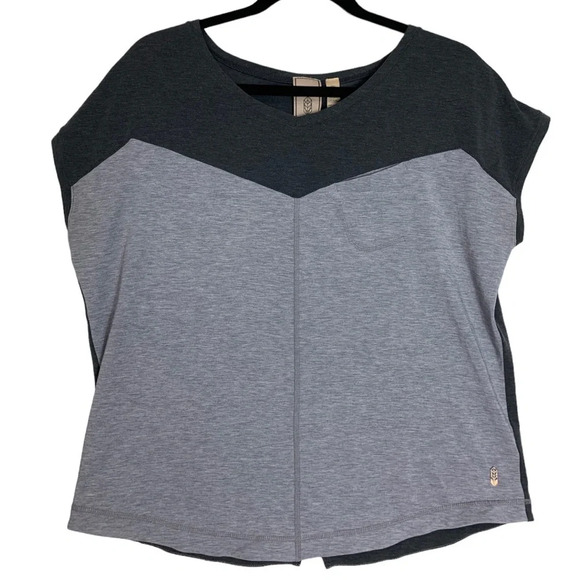 Indygena Women’s Two Toned Grey Lightweight Athletic  T-Shirt Size Small - Picture 1 of 13